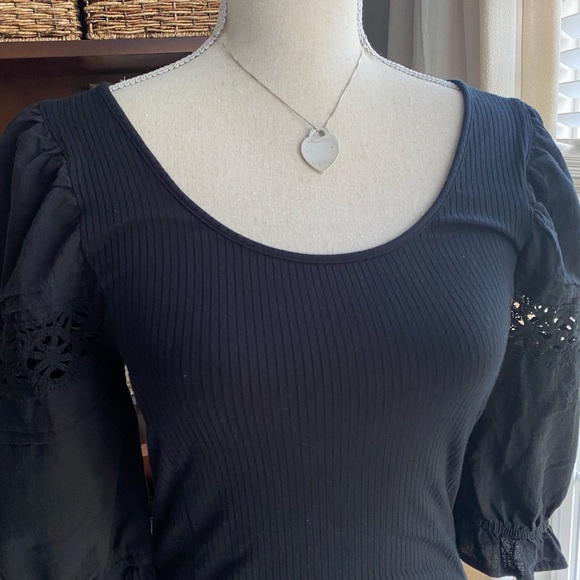 Free People Knit Blouse with 3/4” Eyelet Sleeves Size M Black - Picture 7 of 8
